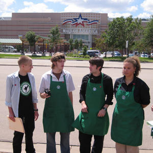 starbucksmall2